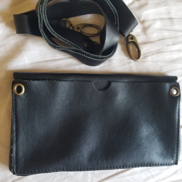 Roaminate handmade black leather crossbody clutch purse small flaw - Picture 9 of 12